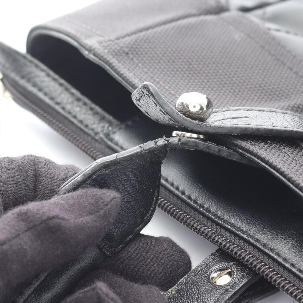 CHANEL Black Leather Tote Bag - Picture 13 of 15